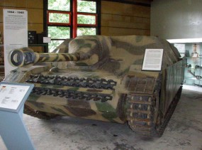   - Jagdpanzer IV Panzerjaeger 39,  F.        ""  1943-44   769 .