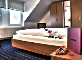Hotel ARA 3*, Бутик-городок Ingolstadt-Village, отели Германии