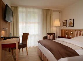 Hotel am Badersee 4*, Грайнау, отели Германии