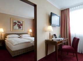 Best Western Raphael Hotel Altona 3*, Гамбург, отели Германии