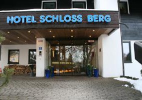 Hotel Schloss Berg 3*, Берг, отели Германии